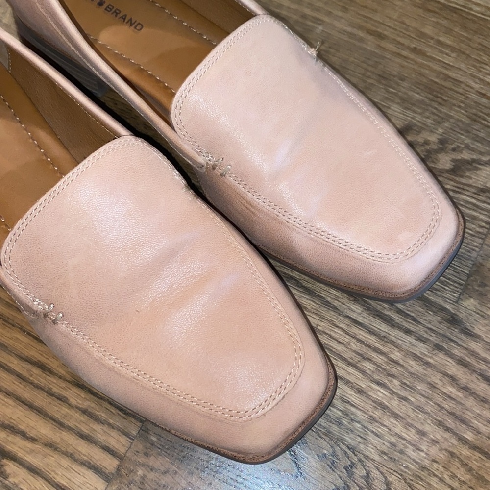 Lucky Brand - Laurien Loafers Size 10.  small scuff mark on right shoe. In photo - Picture 2 of 10